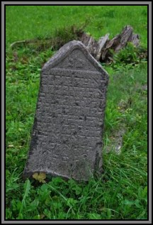 Tombstone in the Kelme cemetery. August 2009